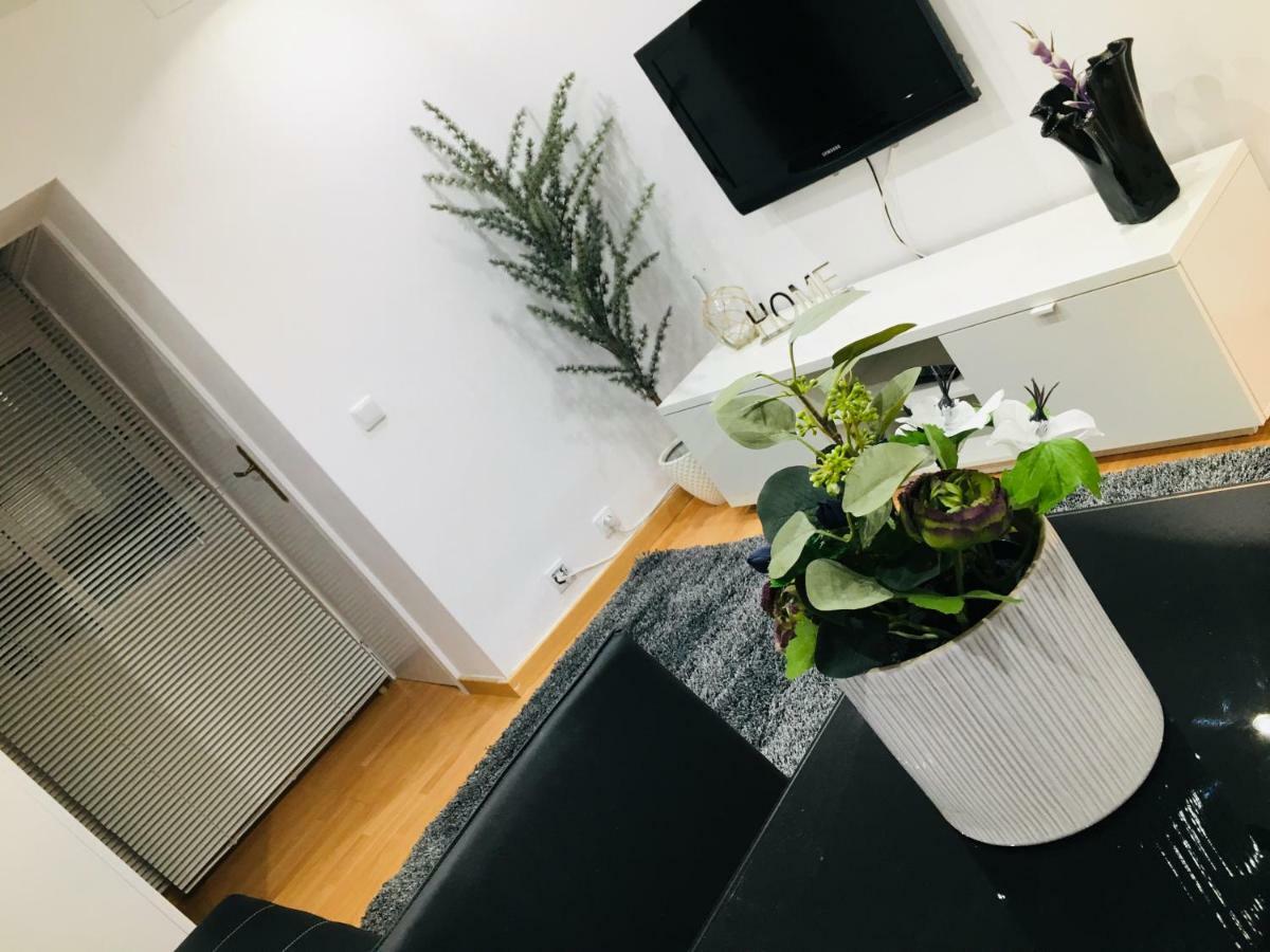 Apartament Apartamento Good Vibes Saragossa Zewnętrze zdjęcie